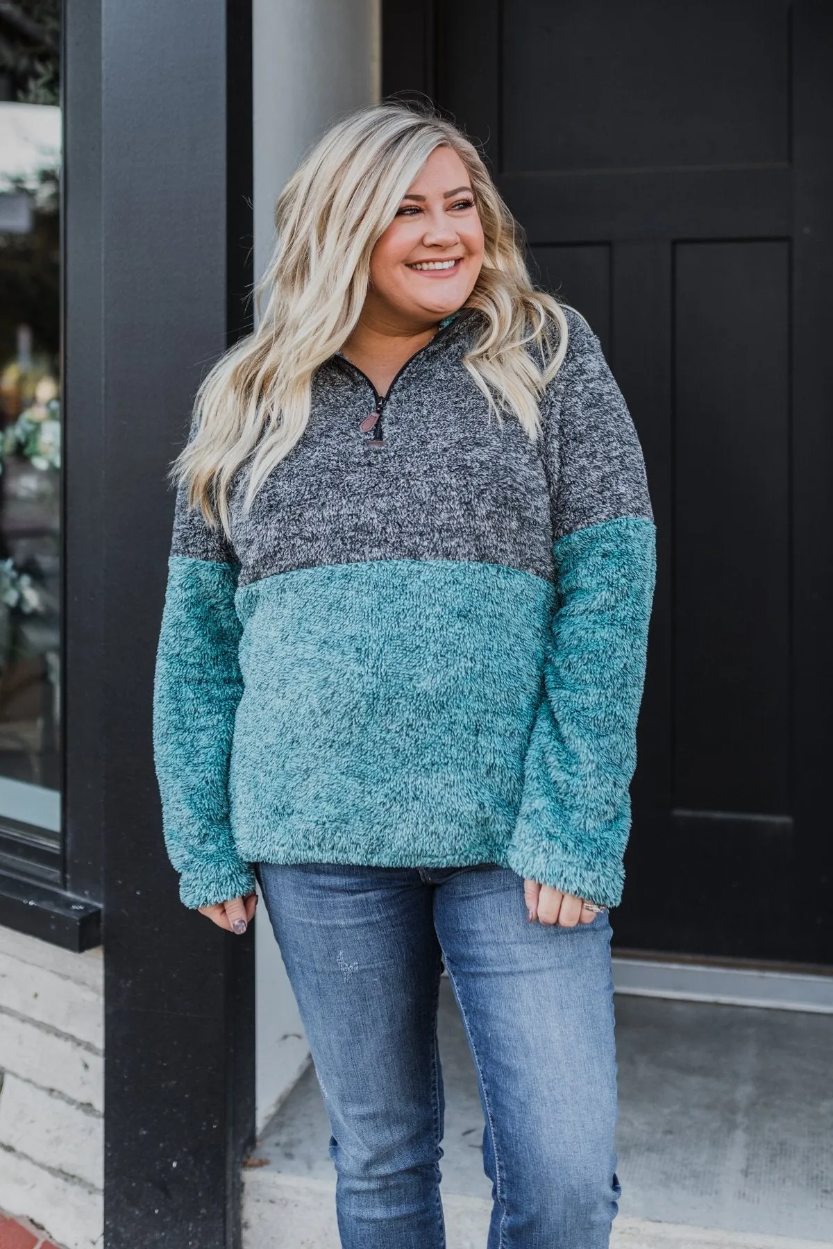 Adjustable Band Color Block Sherpa- Charcoal & Turquoise