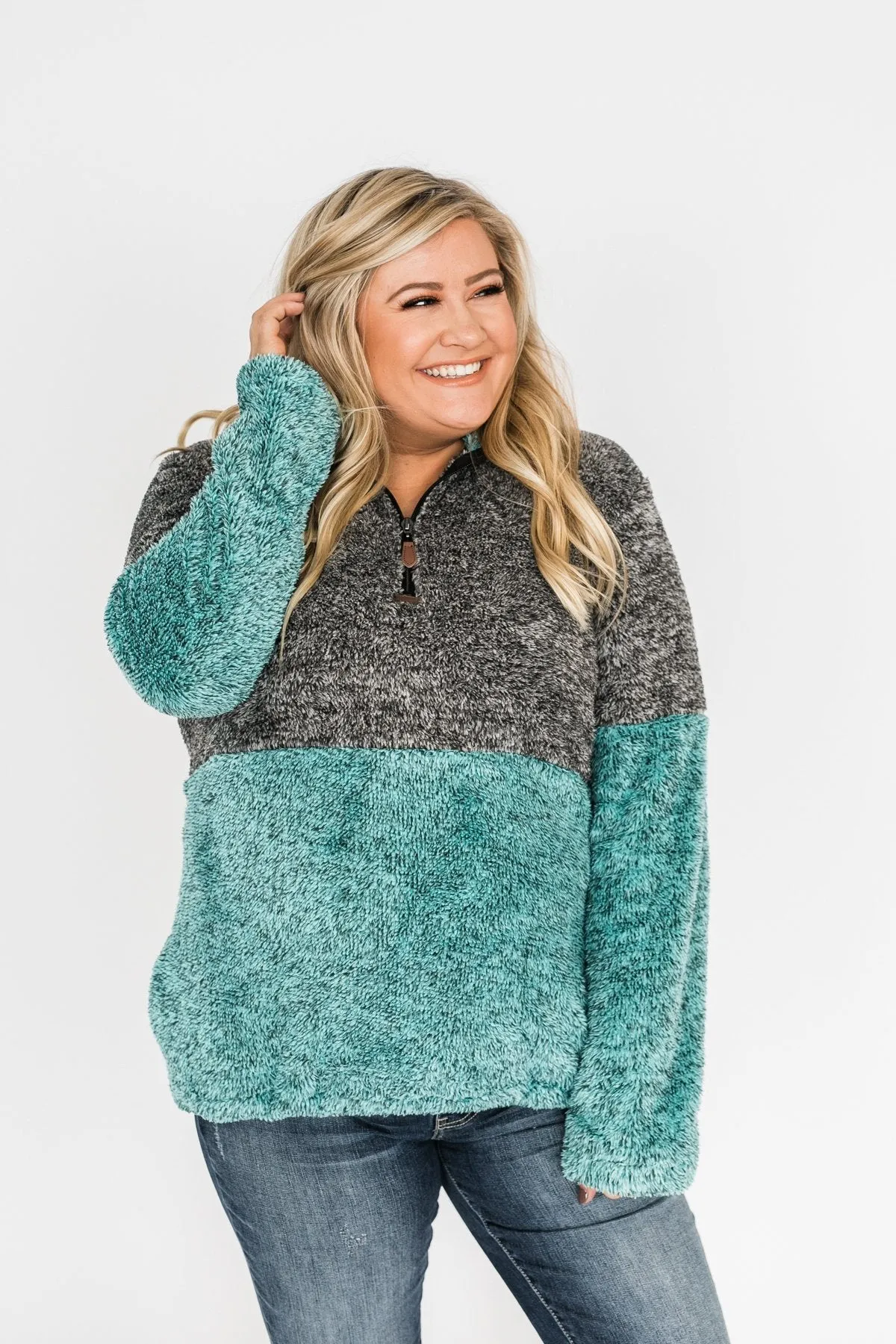 Adjustable Band Color Block Sherpa- Charcoal & Turquoise