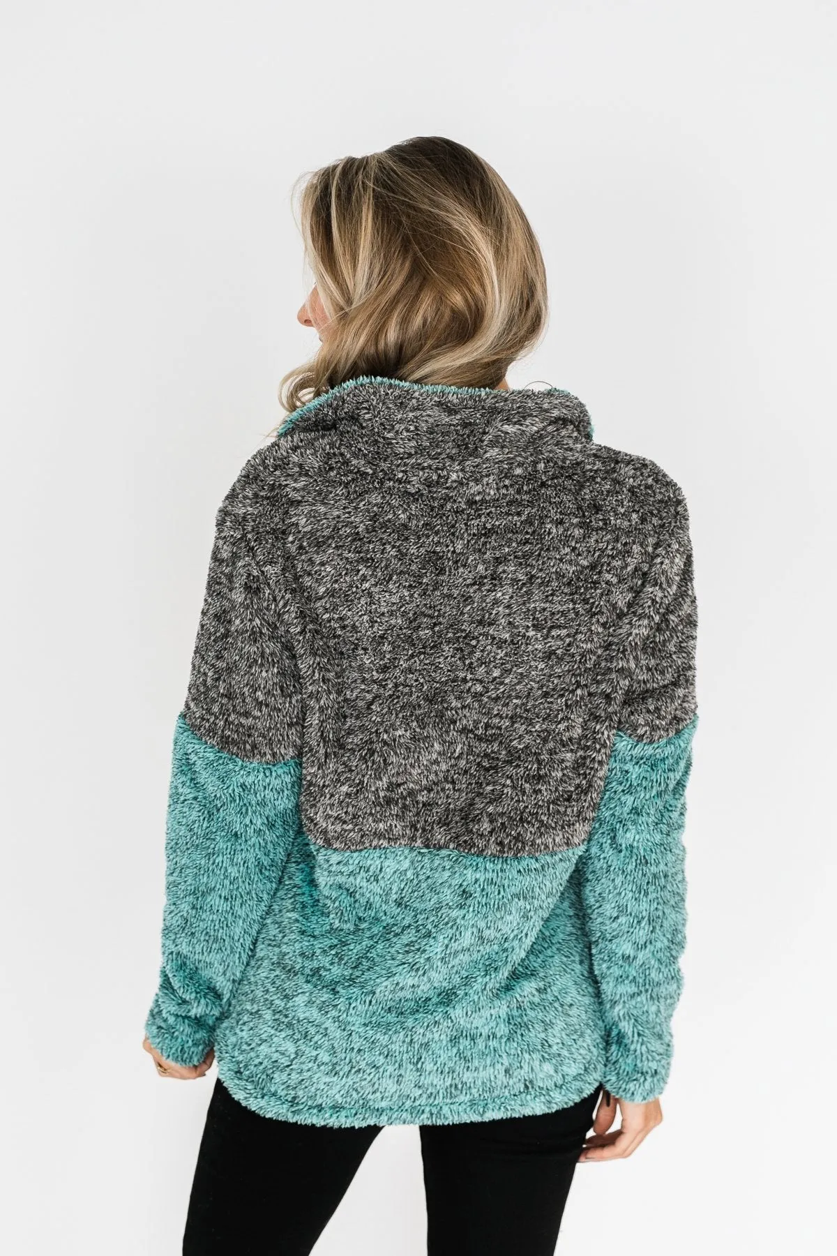 Adjustable Band Color Block Sherpa- Charcoal & Turquoise