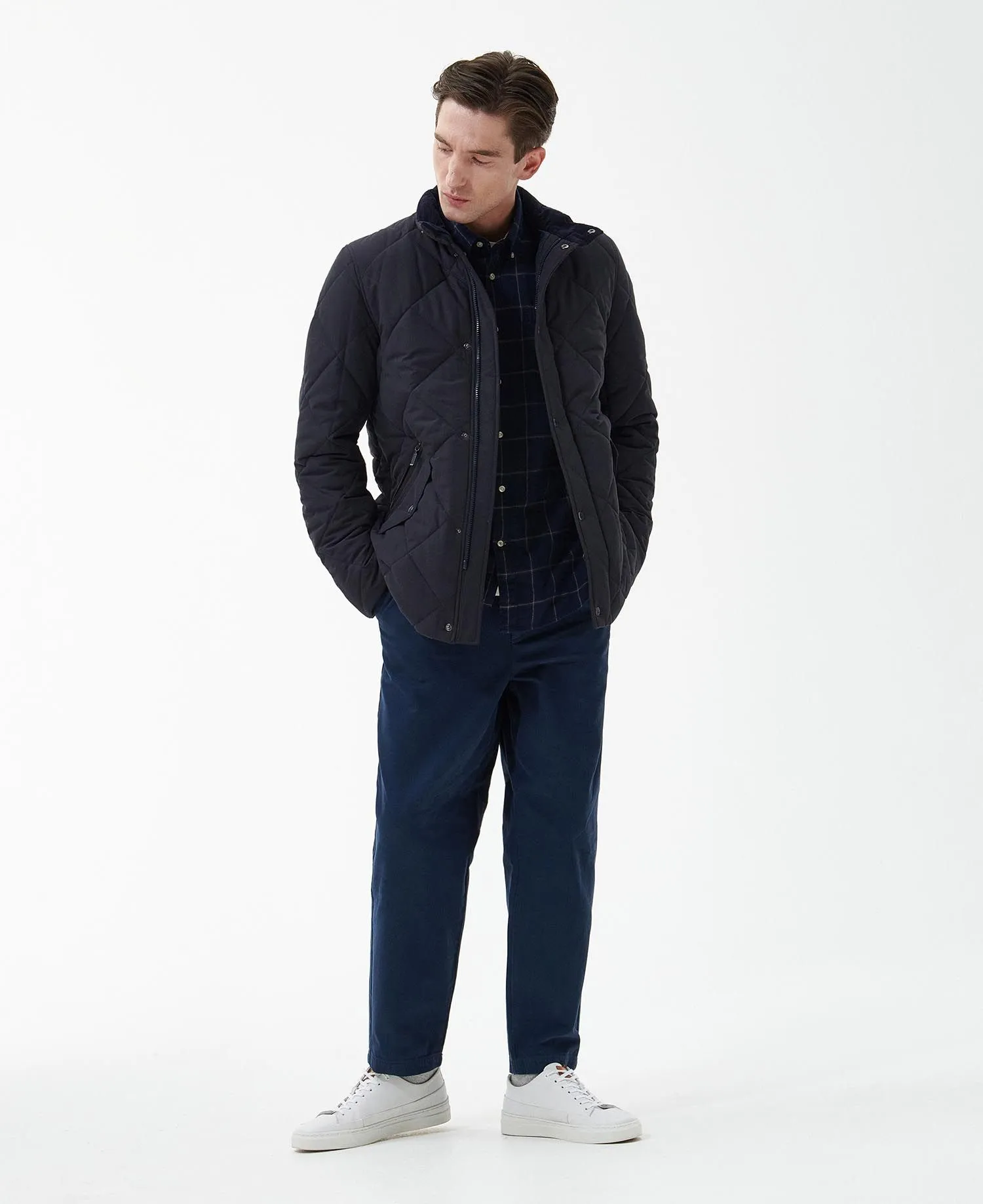 Barbour Winter Chelsea Quilted Jacket in Navy