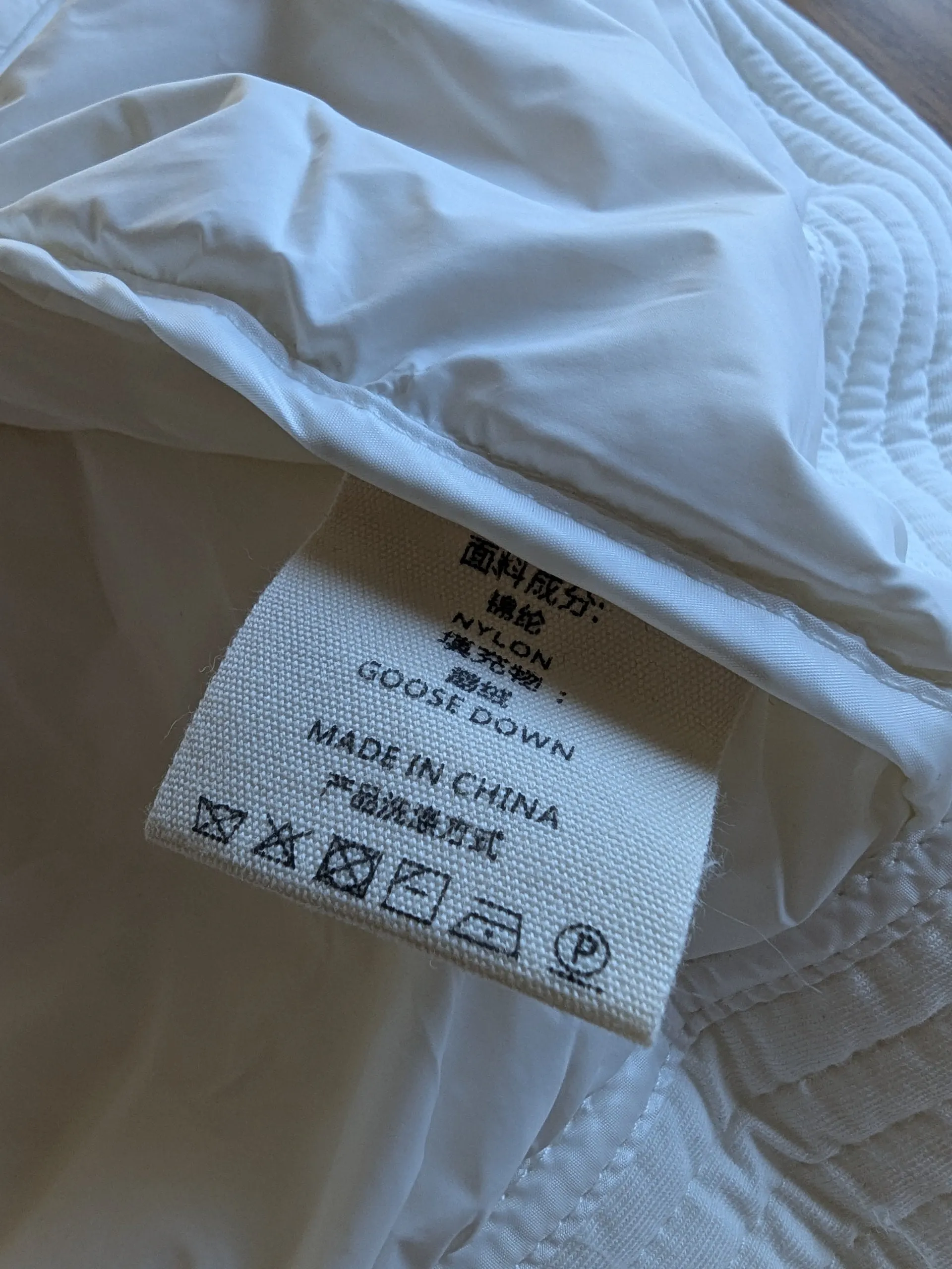 Brand New Goose Down Jacket Size 8-12 FREE SHIPPING 118 White