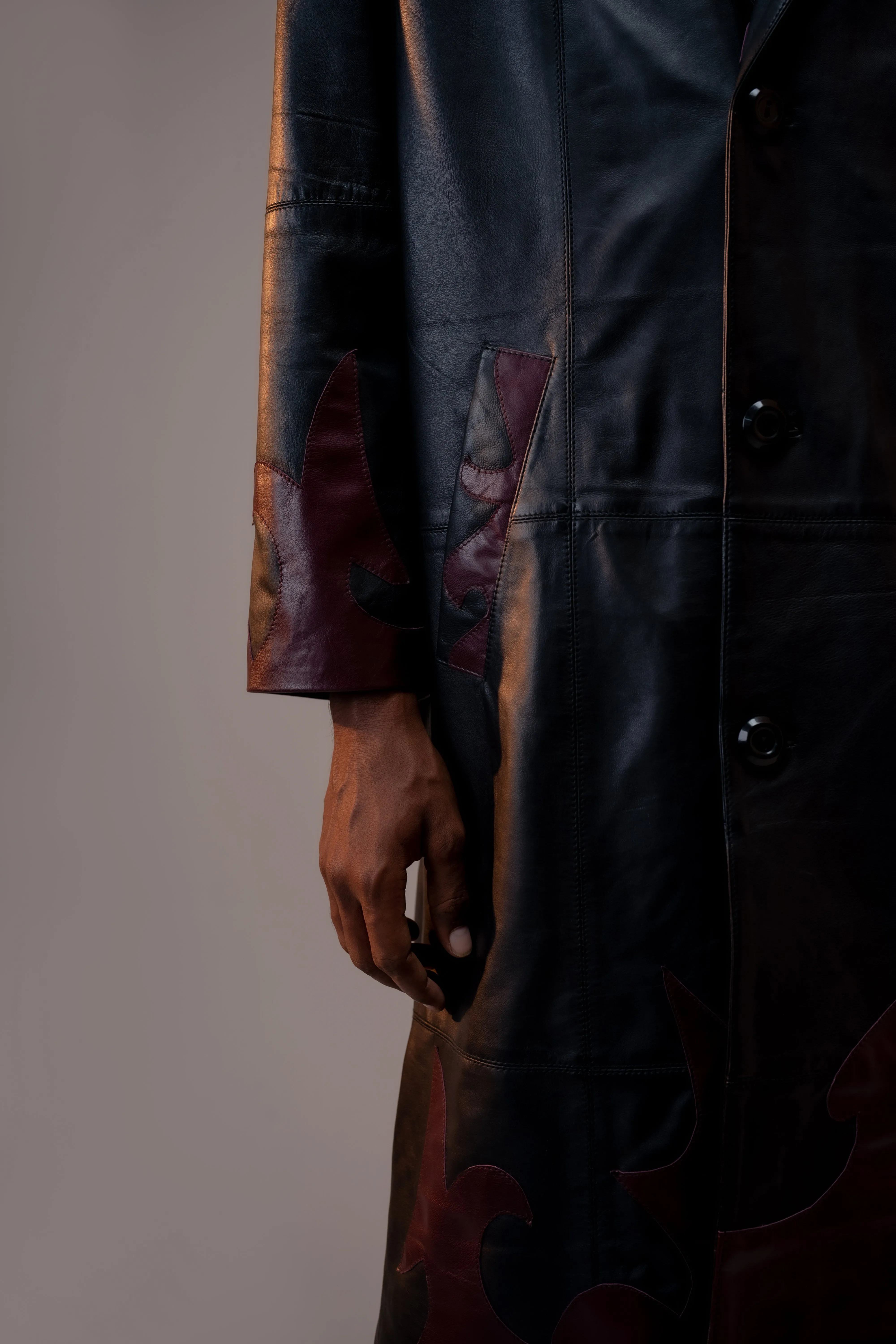 INFERNO ELEGANCE LEATHER COAT