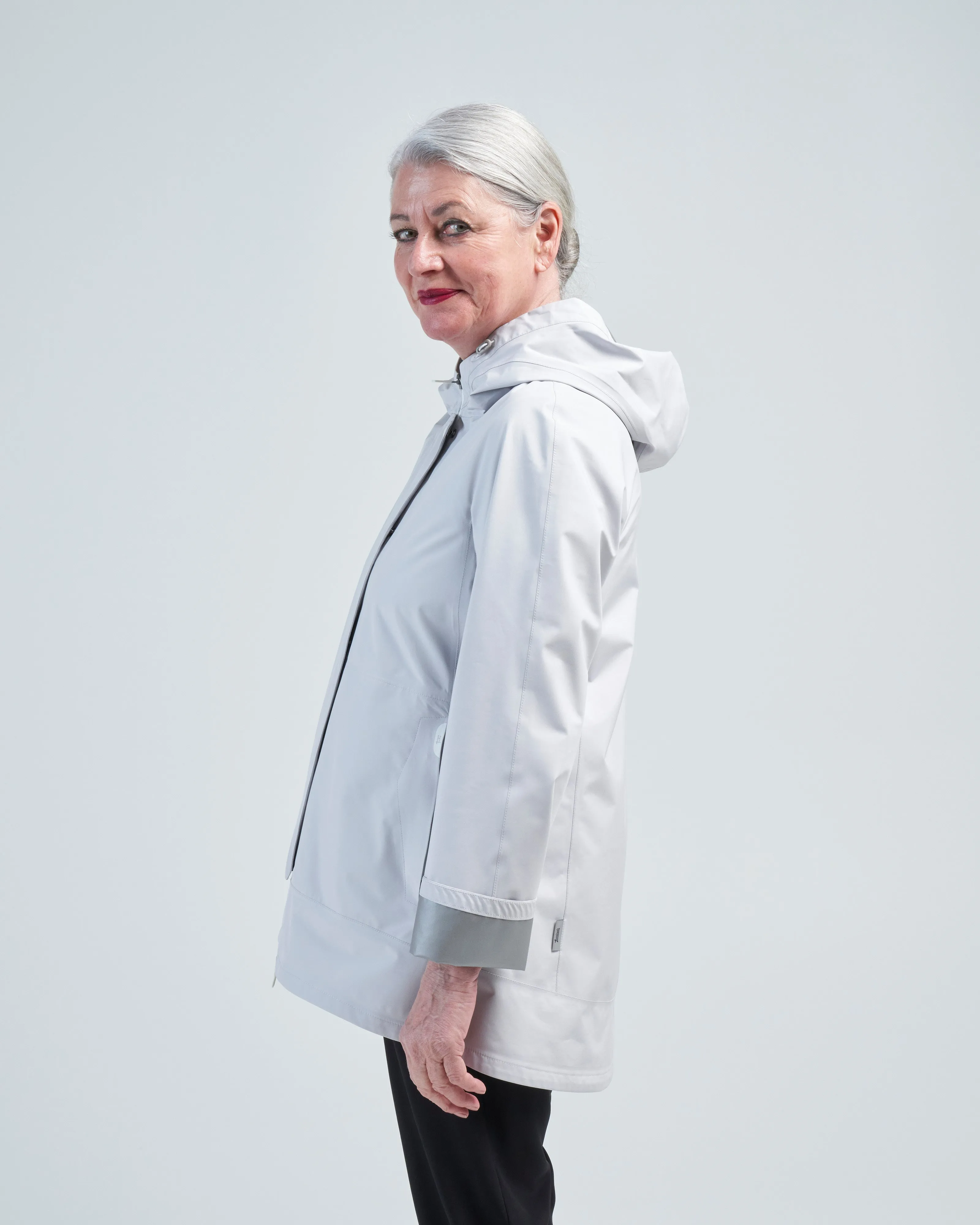 laminar-gortex hi/lo a-line waterproof jacket