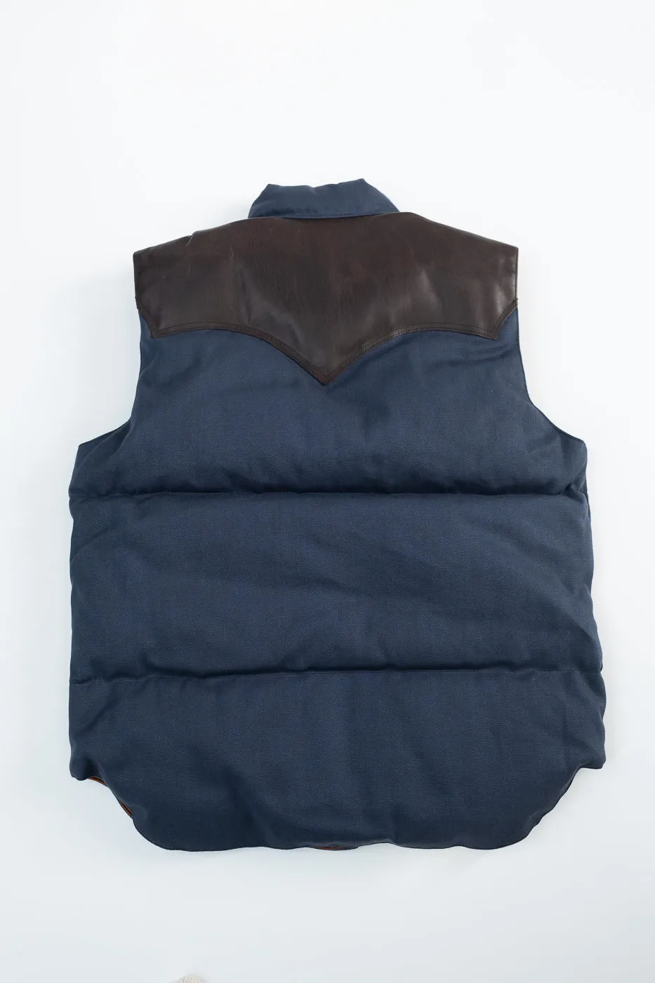 Lot 2223 - Rocky Mountain x Warehouse Canvas Down Vest - Navy