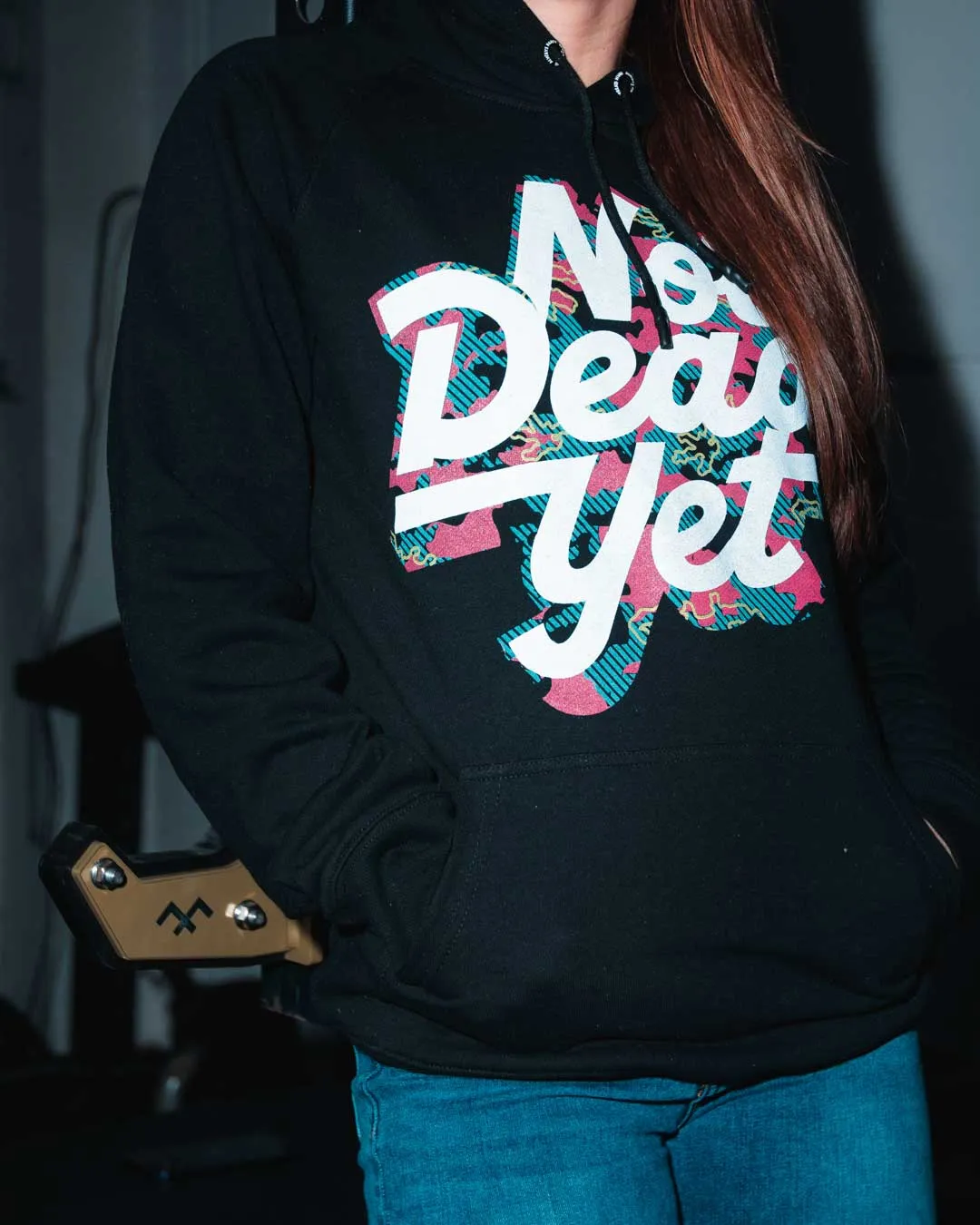NOT DEAD YET - ELECTRIC - Hoodie - Black