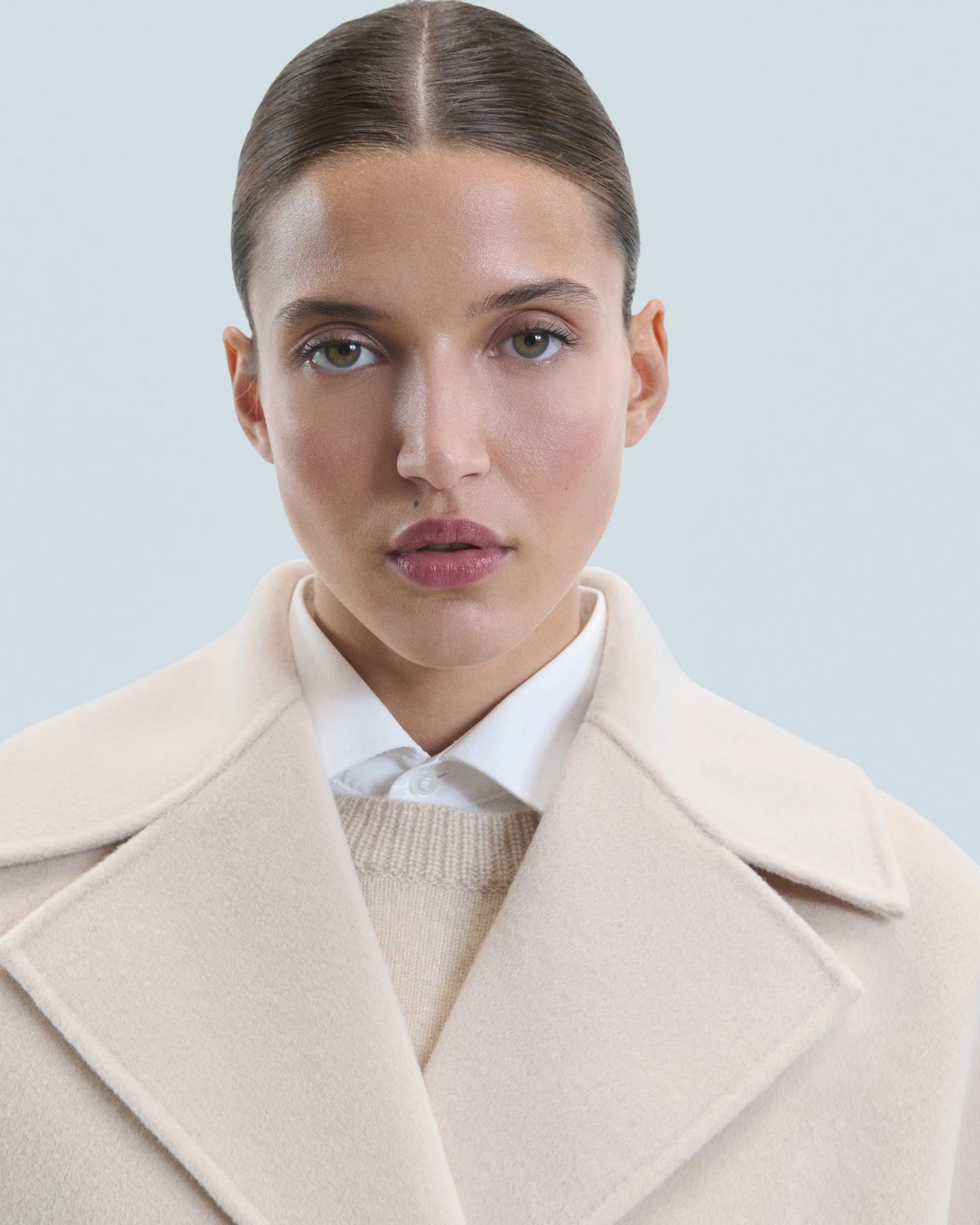 Outerwear Peacoat Jacket (W24 / WOMEN / Sand)