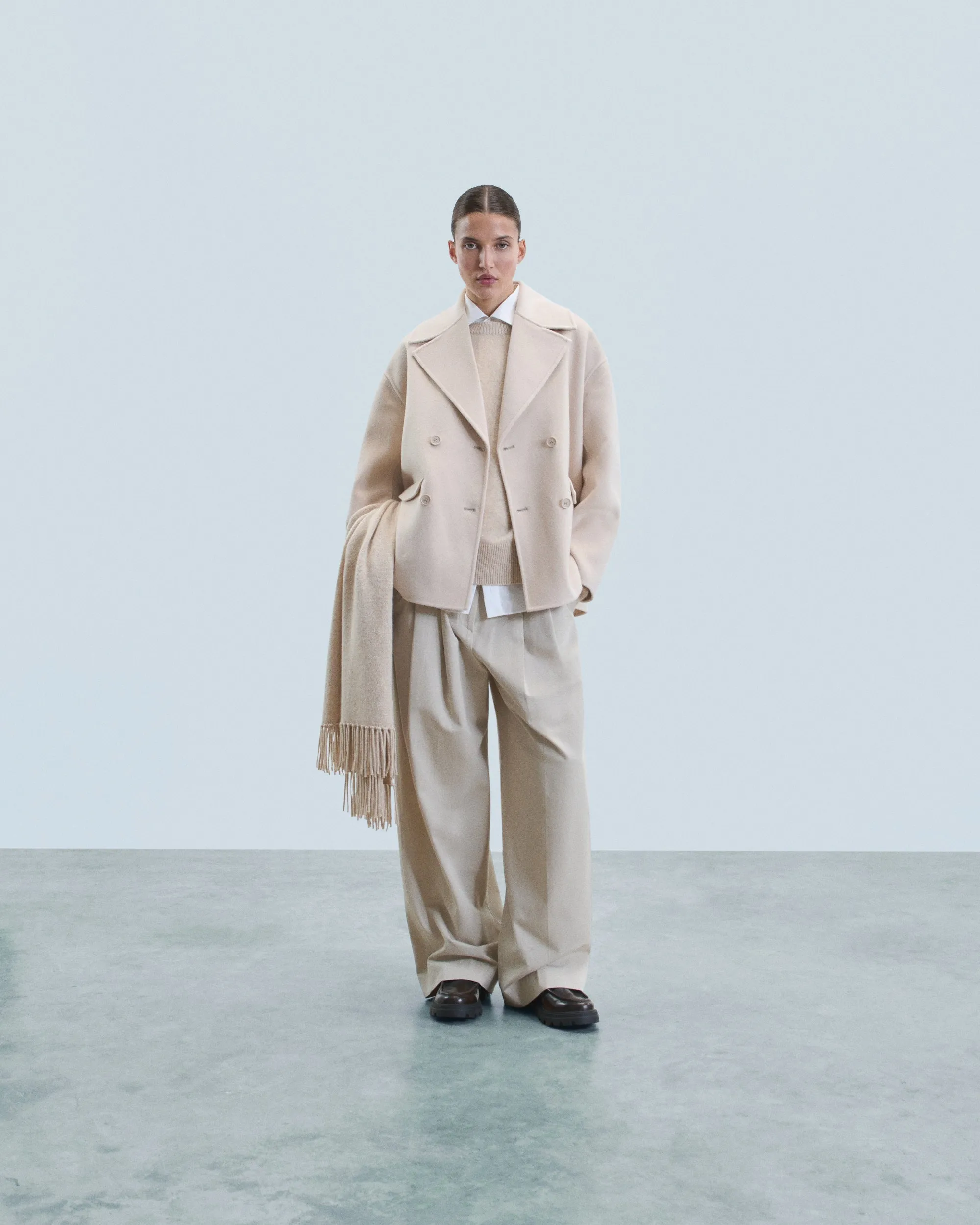 Outerwear Peacoat Jacket (W24 / WOMEN / Sand)