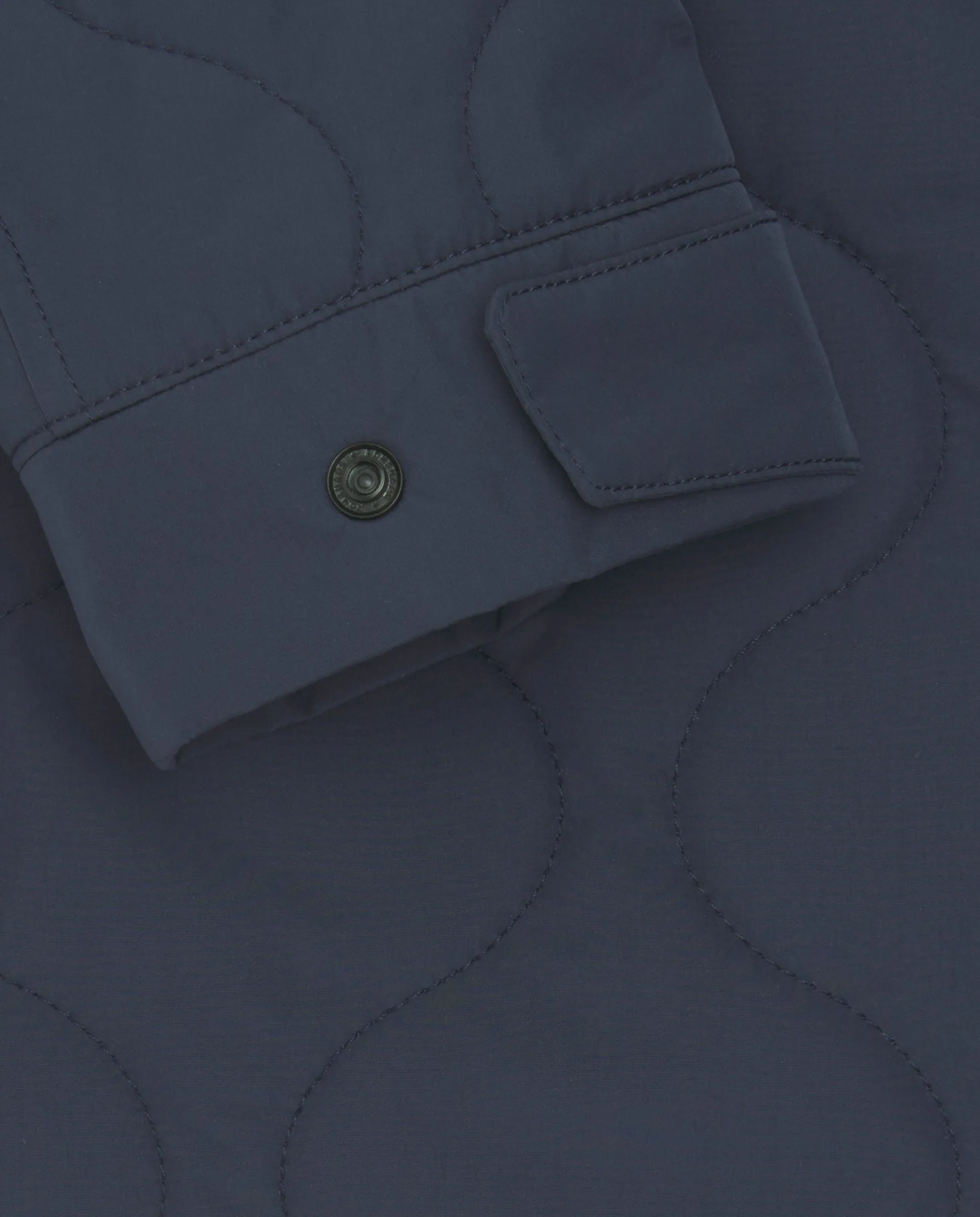 Parka corta acolchada azul marino
