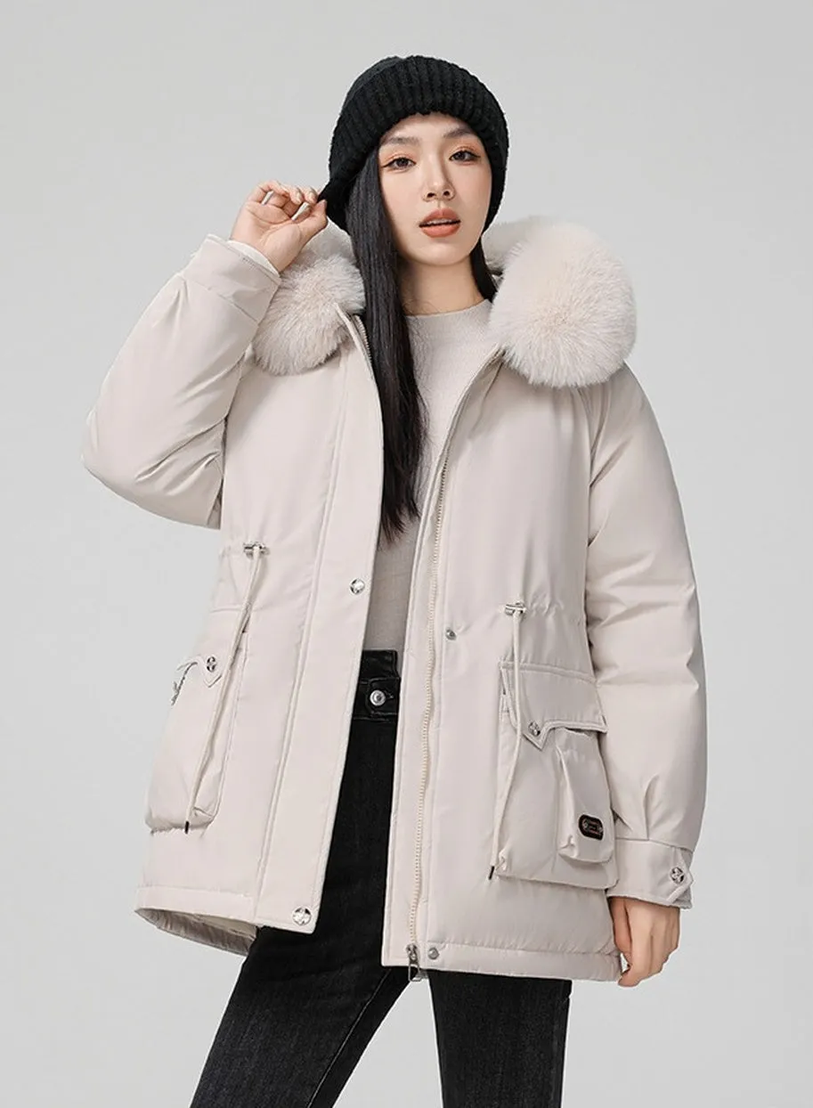 Thickened Hooded Parka Featuring a Fleece-Lined Interior
